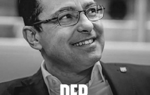 世体：巴萨将请求欧足联批准在对阵本菲卡的欧冠比赛前默哀一分钟