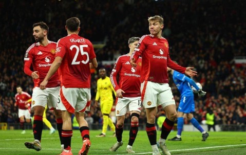 帕尔默小荷才露尖尖角，阿莫林委以B费重任，切尔西大战曼联顺势抢夺欧冠资格！