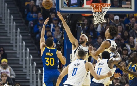 库里30+7欧文17分 勇士主场大胜独行侠收获3连胜