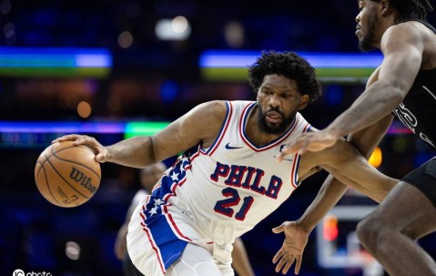 恩比德表示可能需要手术 本赛季频繁给左膝注射药物