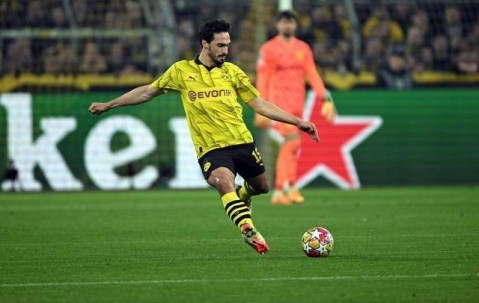 奥恩斯坦建议胡梅尔斯选择法甲，理论上弗利克需要帕尔默