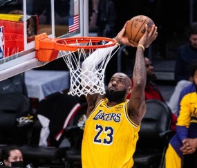 经纪人:詹姆斯并不掌控球队 湖人交易威少不是他决定